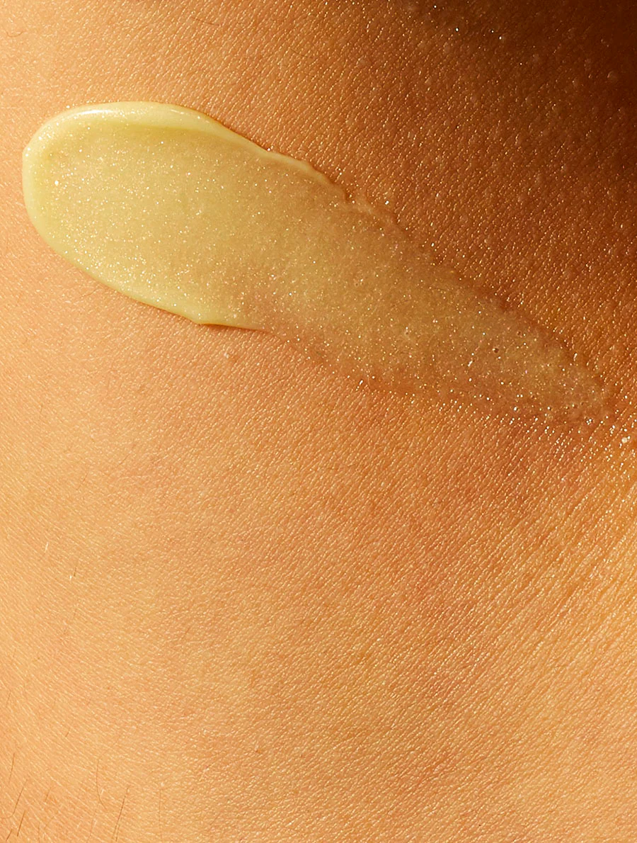 Banana Balm Lip Sheen 3-in-1 - Image 5