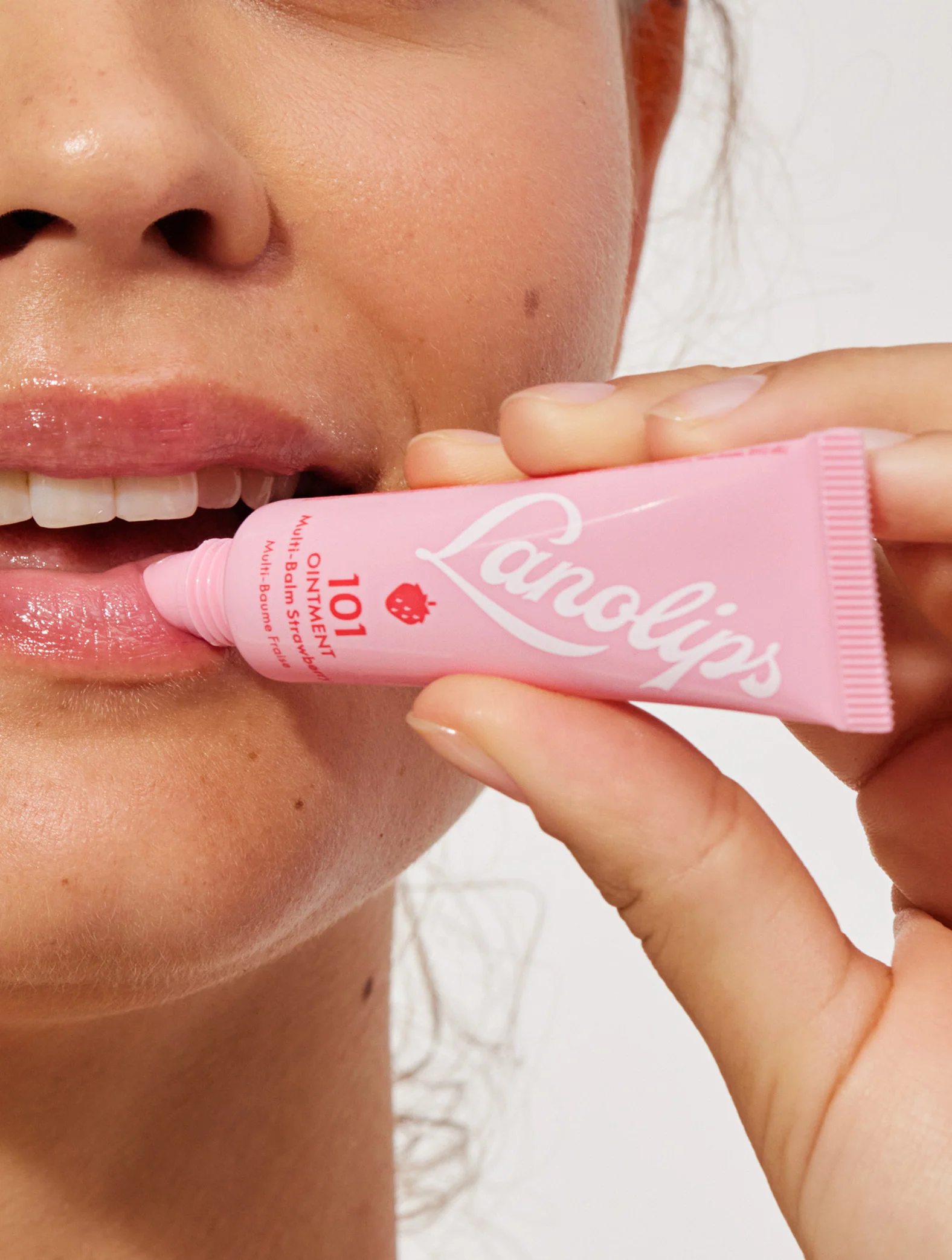 Lip Rituals Scrub & Balm Strawberry - Image 11