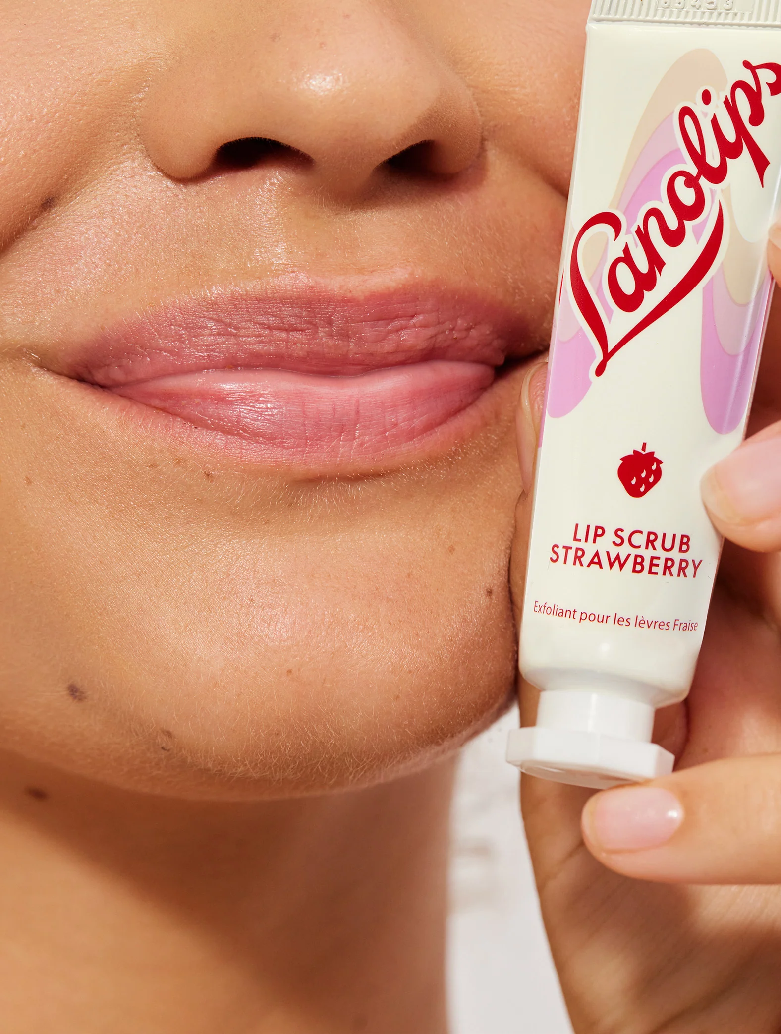 Lip Scrub Strawberry - Image 6